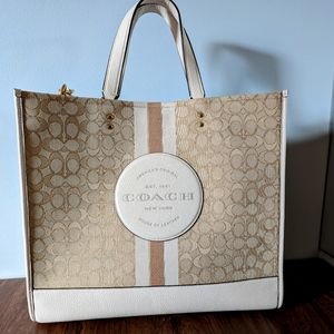 Dempsey Tote 40 in Signature Jacquard with Stripe and Coach Patch